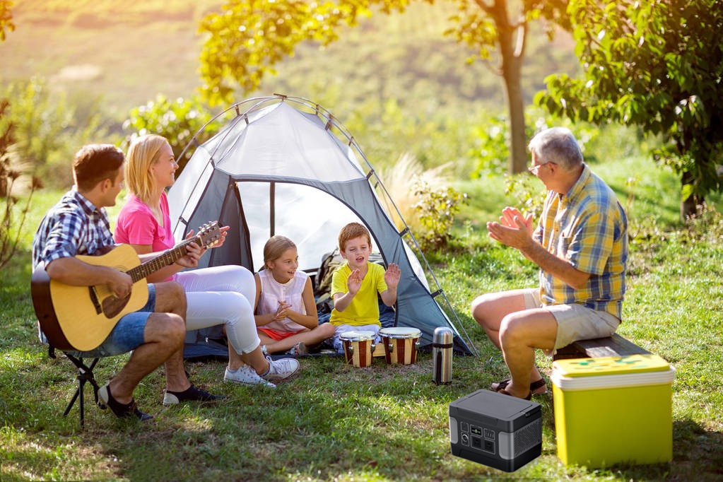 600W Thermoduric sólarrafall fyrir neyðarhleðslu